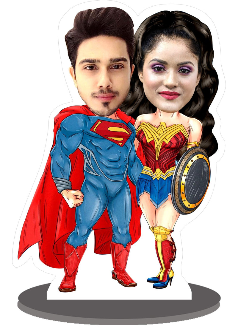 Personalized Caricature "Superman and Wonder Woman" With wooden stand - HEARTSLY